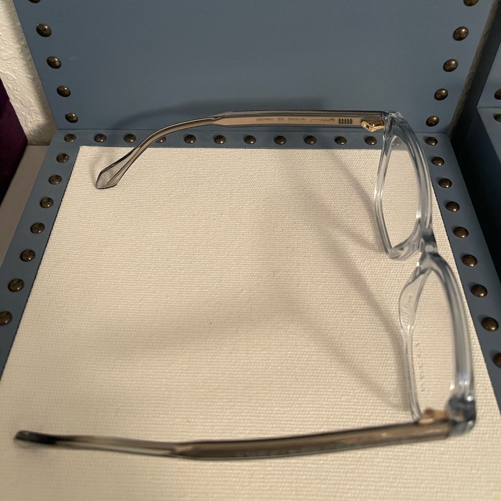 Gucci Women's Transparent Frame Glasses - Picture 10 of 14